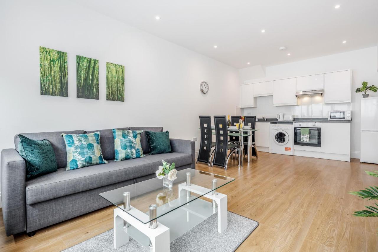 2 Bedroom Apartment At Modernview Serviced Accommodation Watford Town Centre F15 Exteriör bild