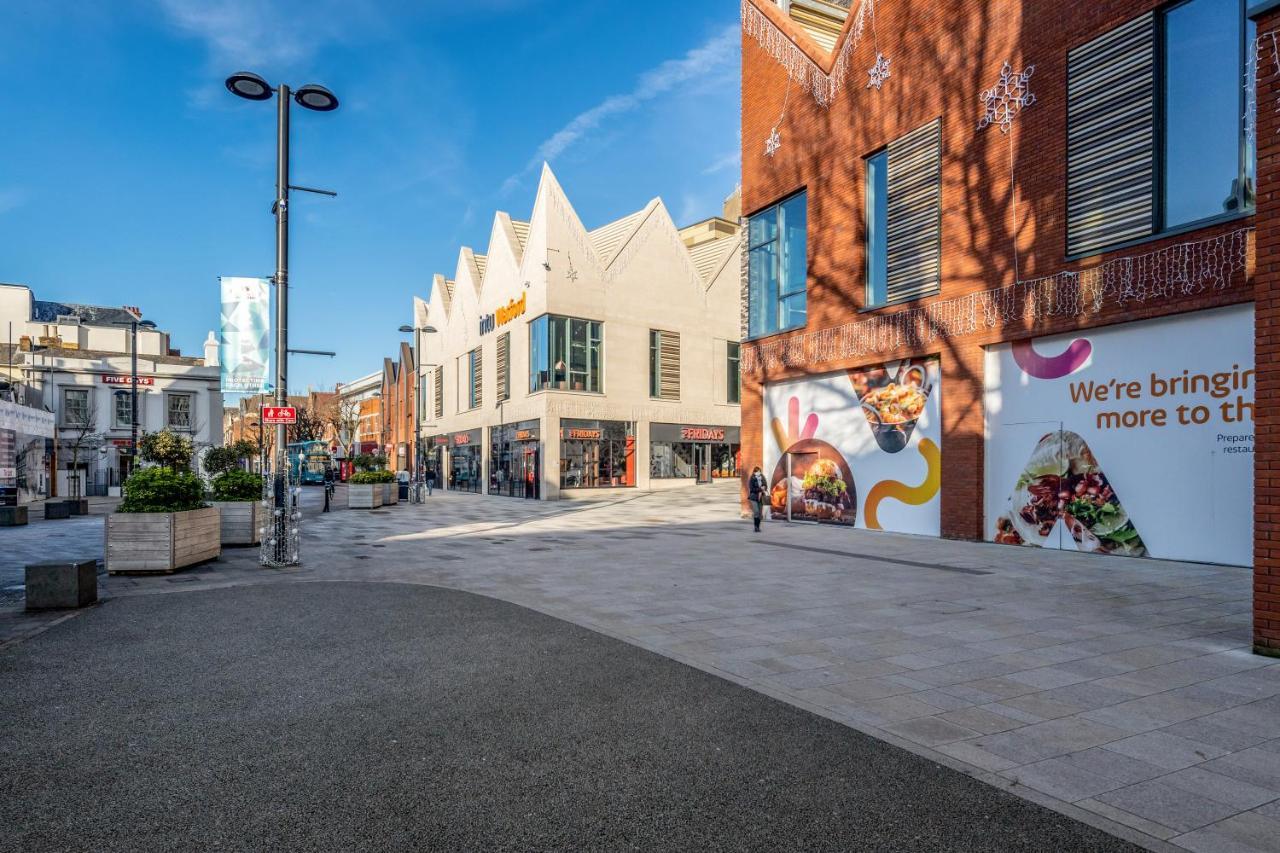 2 Bedroom Apartment At Modernview Serviced Accommodation Watford Town Centre F15 Exteriör bild