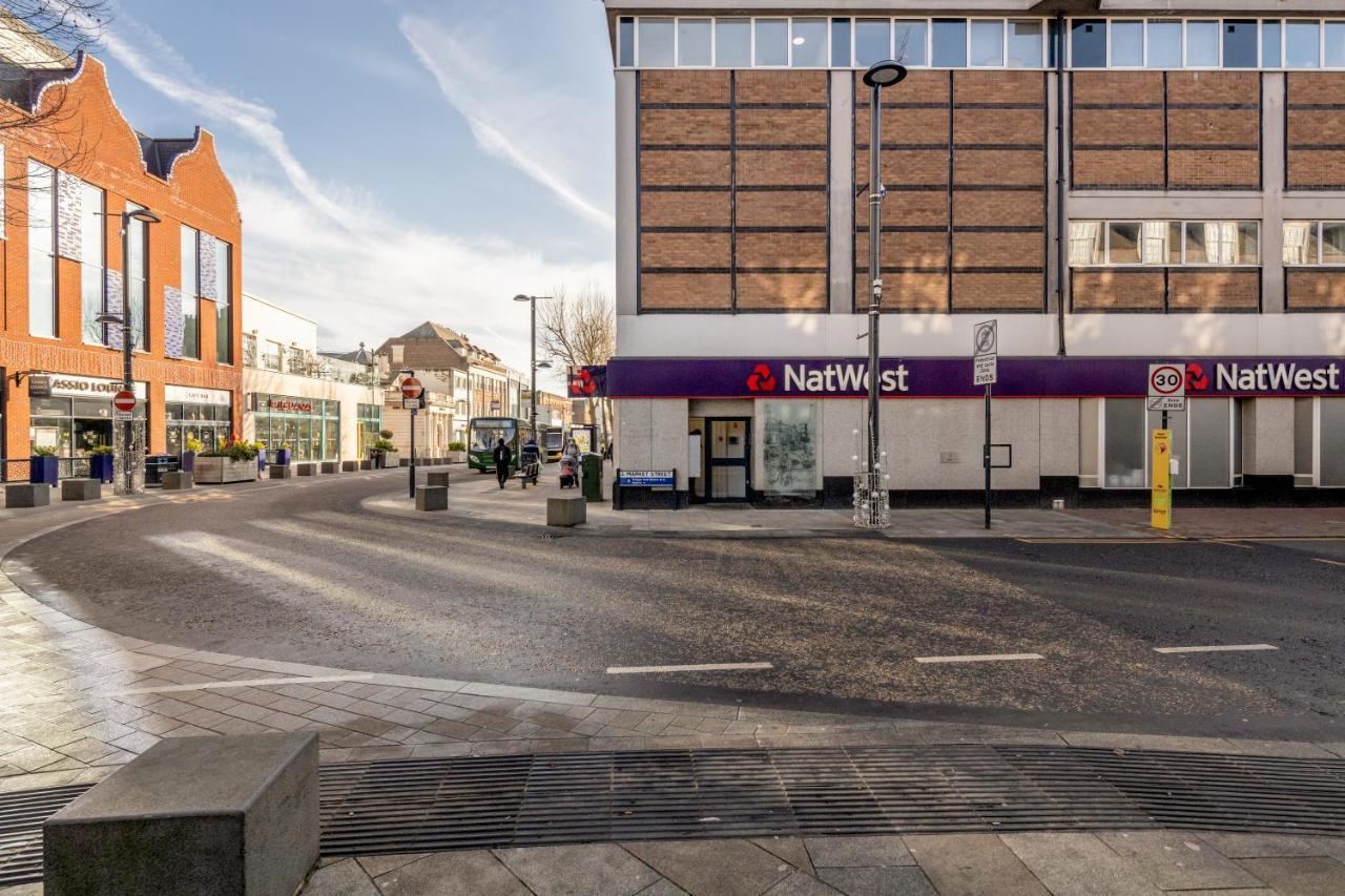 2 Bedroom Apartment At Modernview Serviced Accommodation Watford Town Centre F15 Exteriör bild